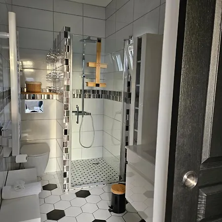 Les D'estelle فندق مبيت وإفطار Guécélard