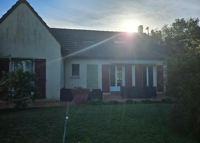 住宿加早餐酒店 Les D'estelle Guécélard